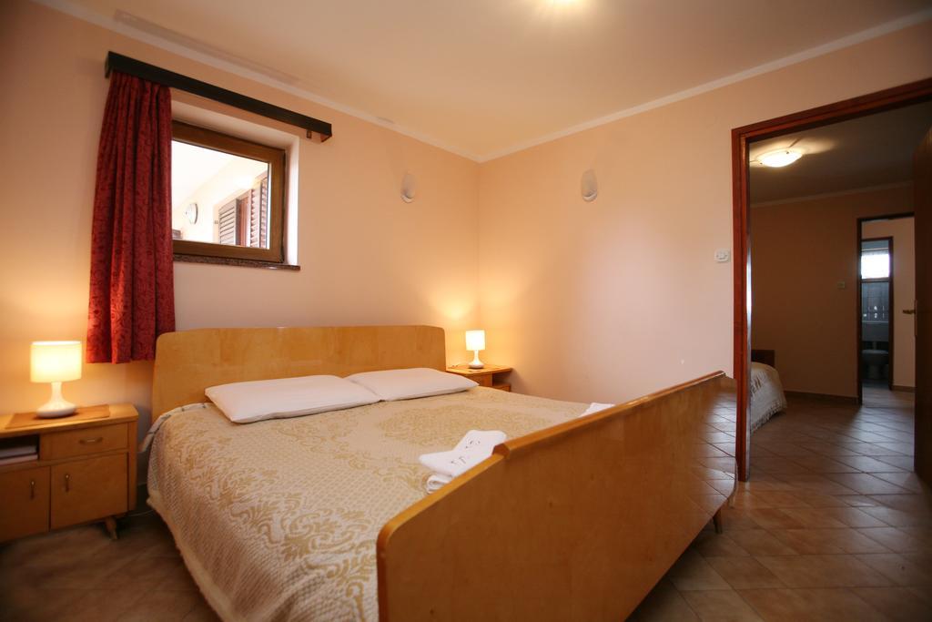 Apartments Neda - Porec South Værelse billede