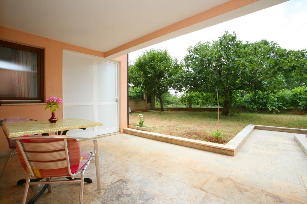 Apartments Neda - Porec South Værelse billede