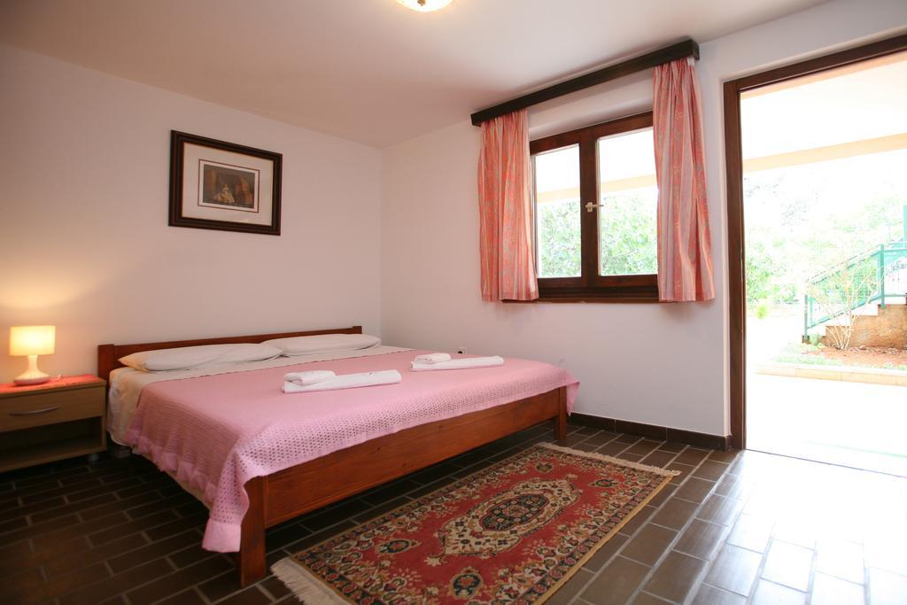 Apartments Neda - Porec South Værelse billede