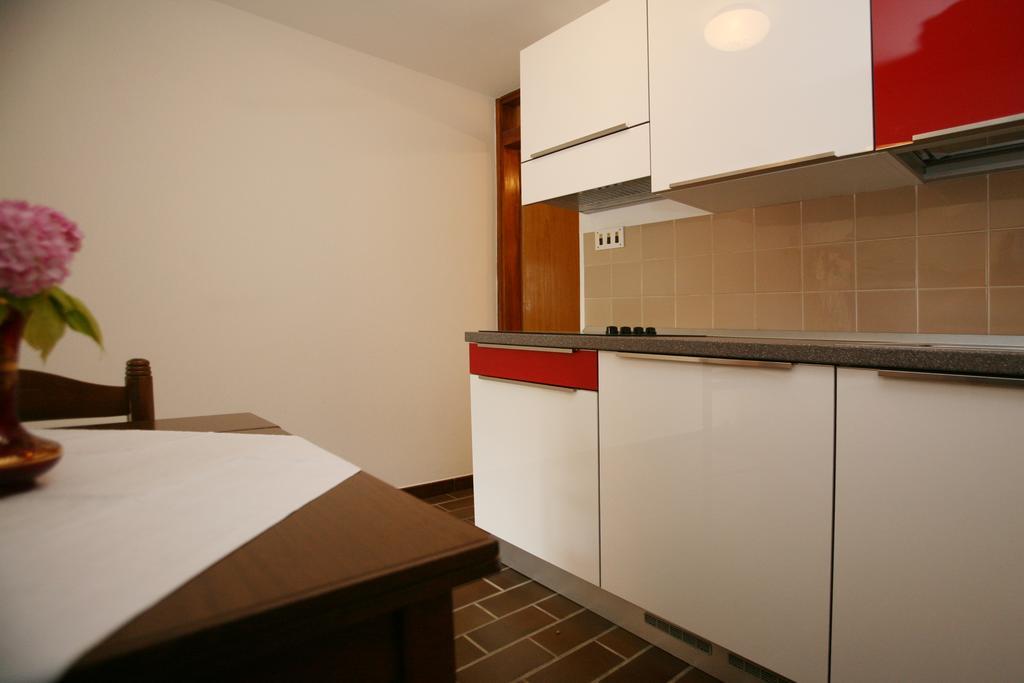 Apartments Neda - Porec South Værelse billede